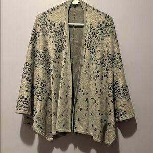 Cabi Gray Leopard Print Open Front Poncho O/S